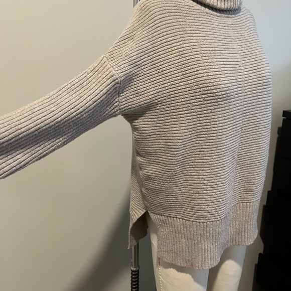 Fall sweater - Picture 4 of 9